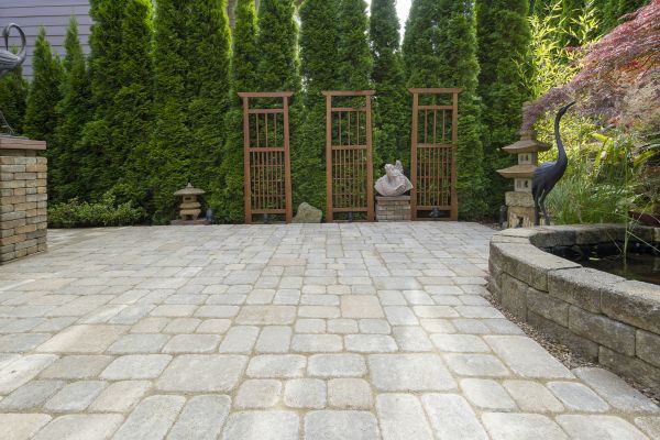 Cost of Backyard Hardscape Service in Dunedin