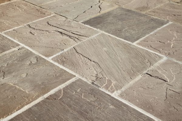 Cost of Paving Tile Installation in Dunedin